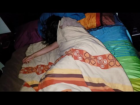 ❤️ Stiefsohn beschimpft seine junge Stiefmutter, während sie schläft. ❌ Porno fb bei uns ❌❤