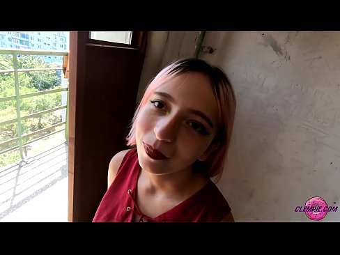 ❤️ Studentin saugt einen Fremden im Outback - Sperma auf seinem Gesicht ❌ Porno fb bei uns ❌❤